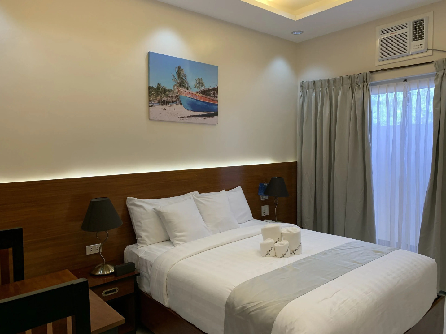 Villa MJ Maristela Beach Resort