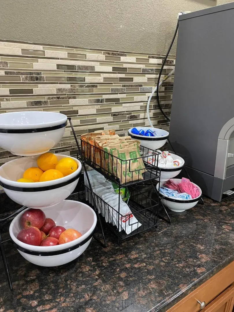 Travelodge by Wyndham Iowa City