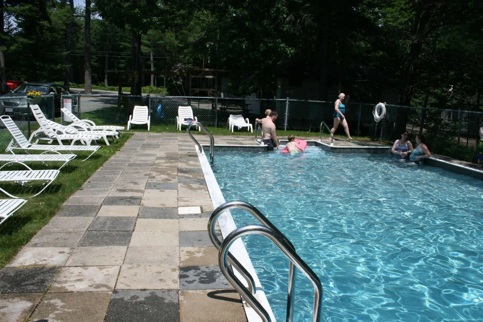 Hinckley's Dreamwood Cottages