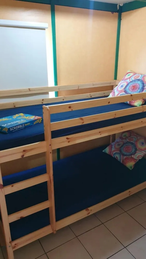 House With 2 Bedrooms in Saint-pierre, With Wonderful Mountain View, Enclosed Garden and Wifi