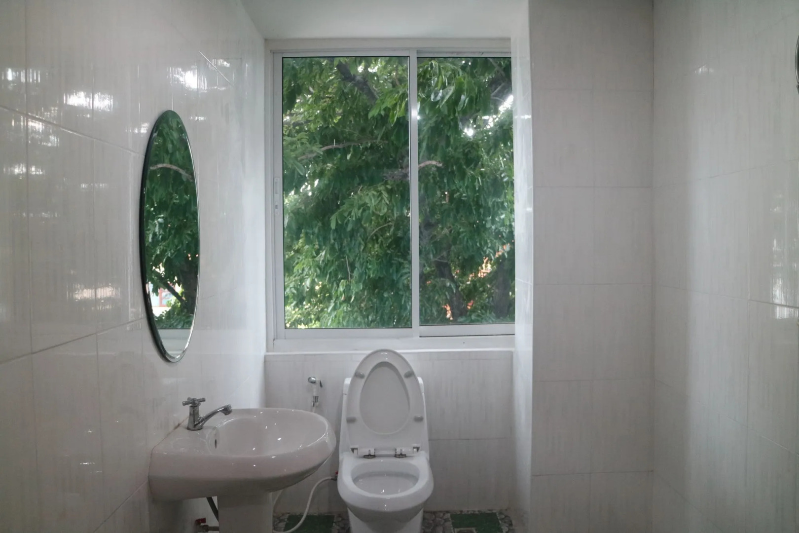 OYO 410 Diamond Boutique Hostel