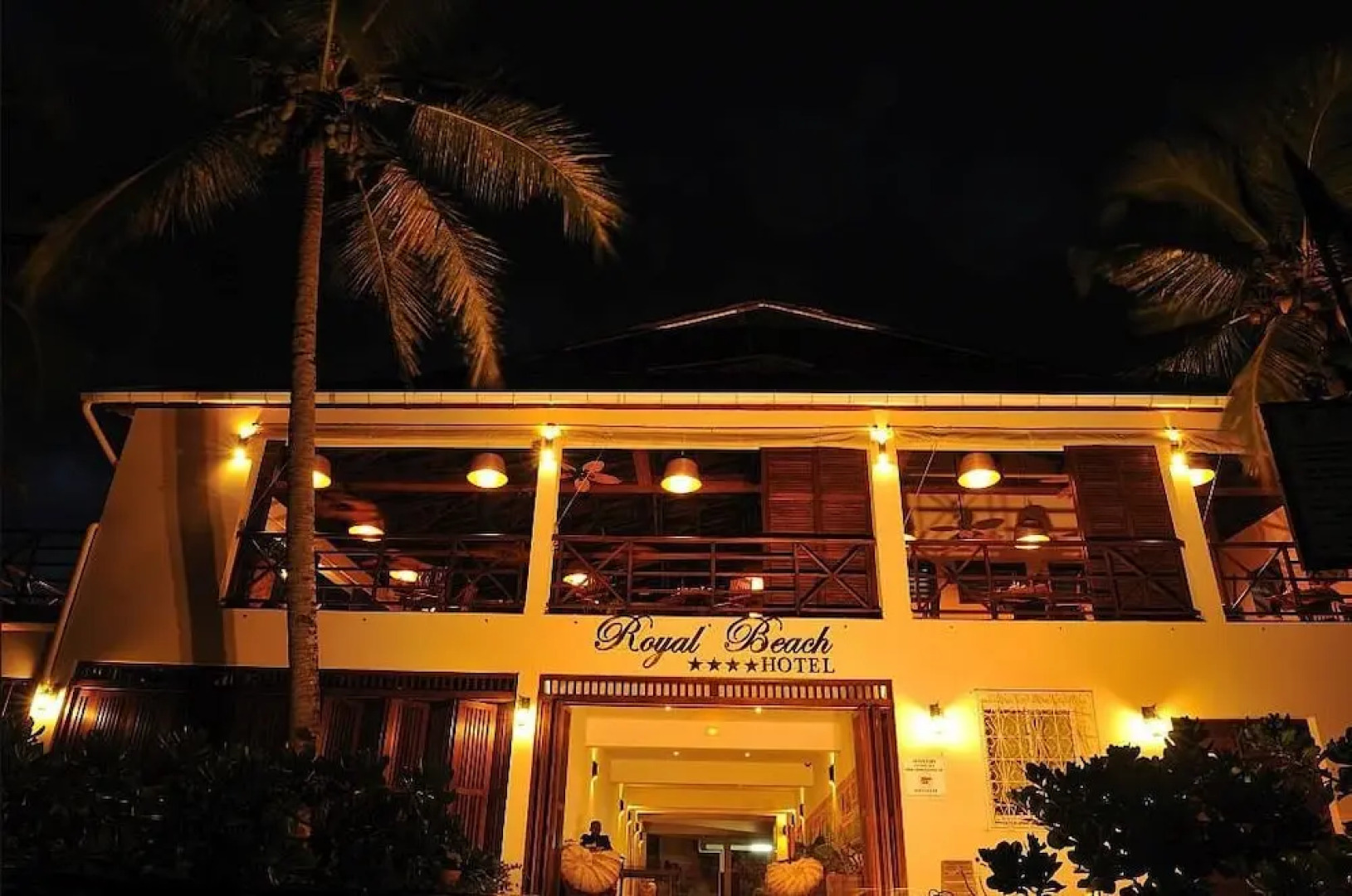 Royal Beach Hotel