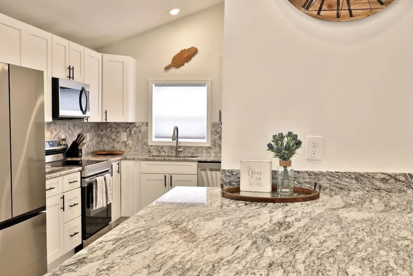 Rutland's Hidden Gem: 2 Br/1ba Renovated Home Close To Everything 2 Bedroom Home