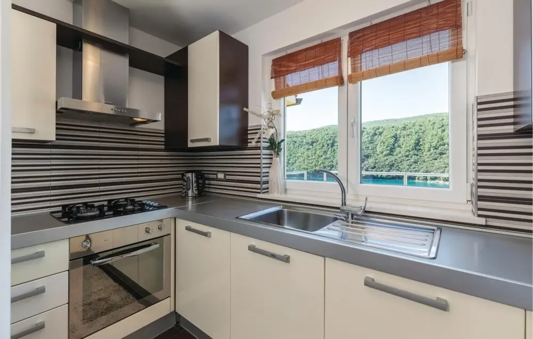 Awesome Home in Labin With Wifi and 2 Bedrooms