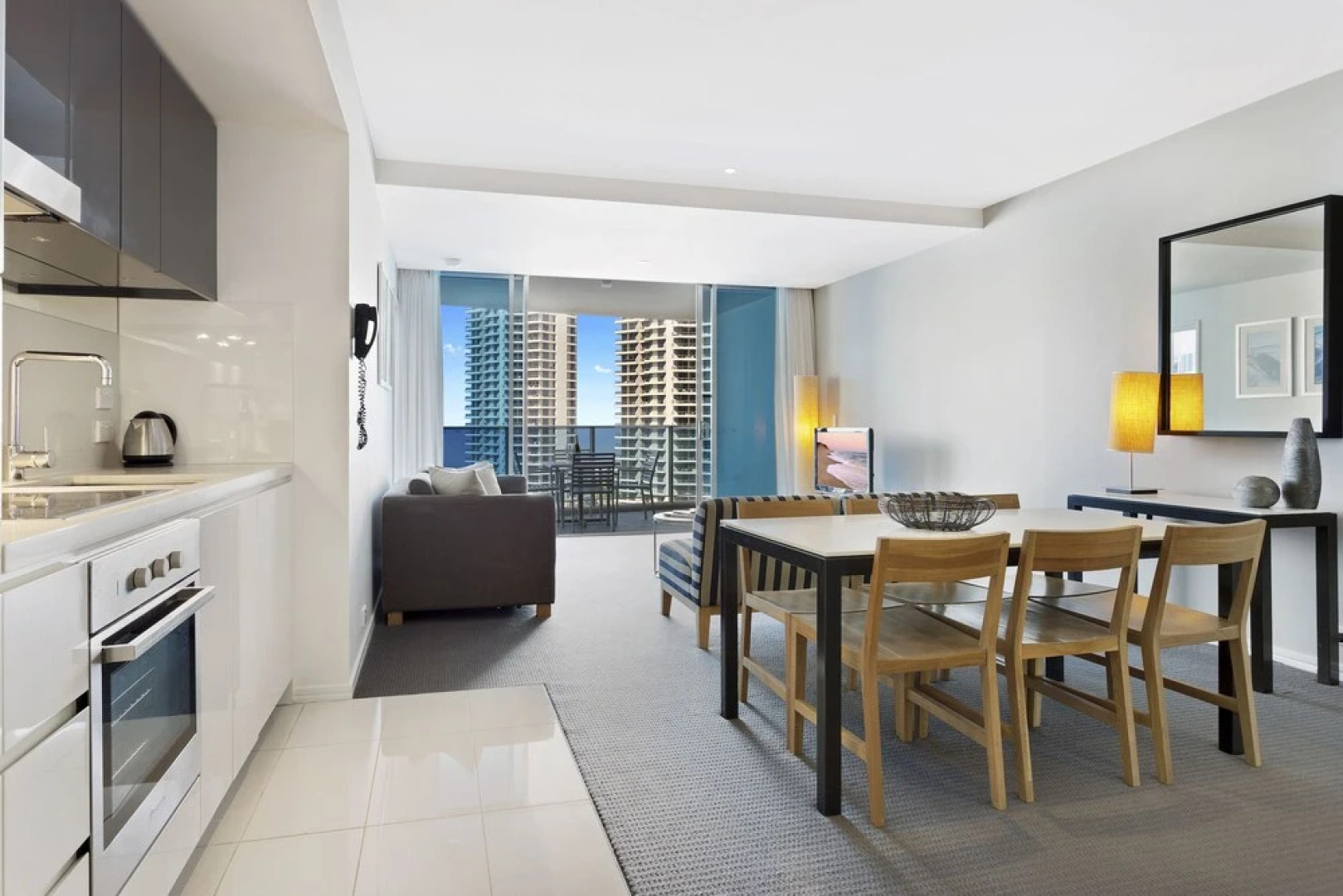 H Residences by Holiday Holiday