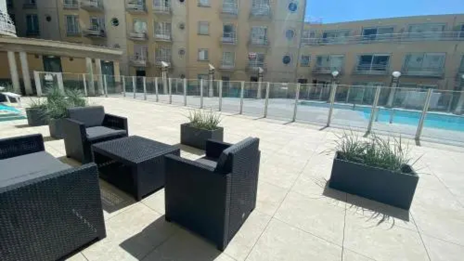 Deluxe Apartment with Shared Pool