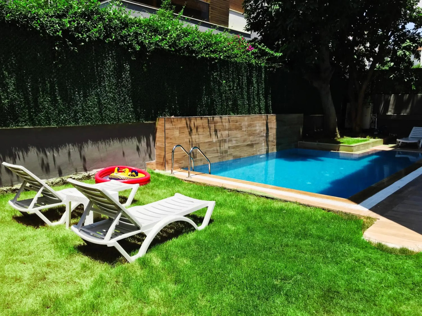 Meyde Boutique & Suites