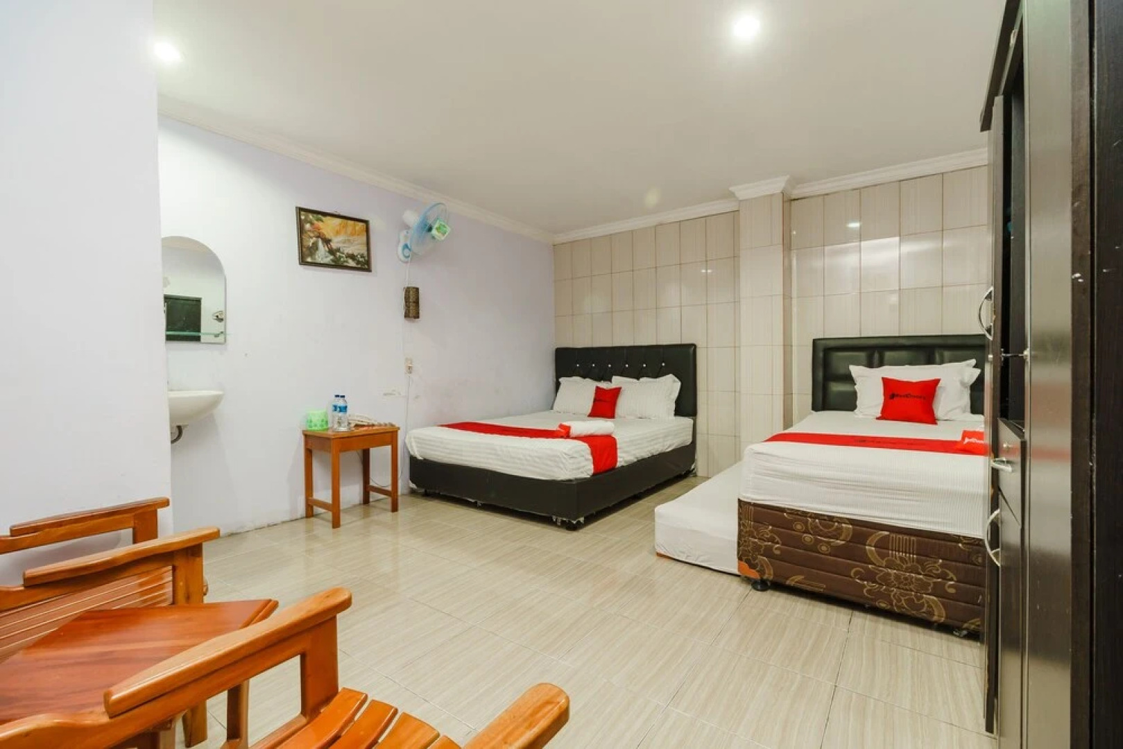 Hotel Sedayu 2 by RedDoorz