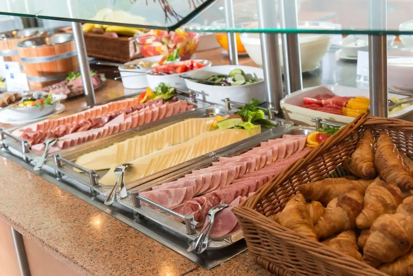 Good Morning + Berlin City East