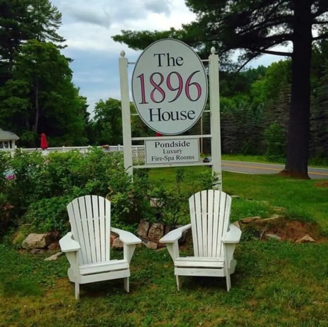 1896 House Country Inn - Barnside Inn