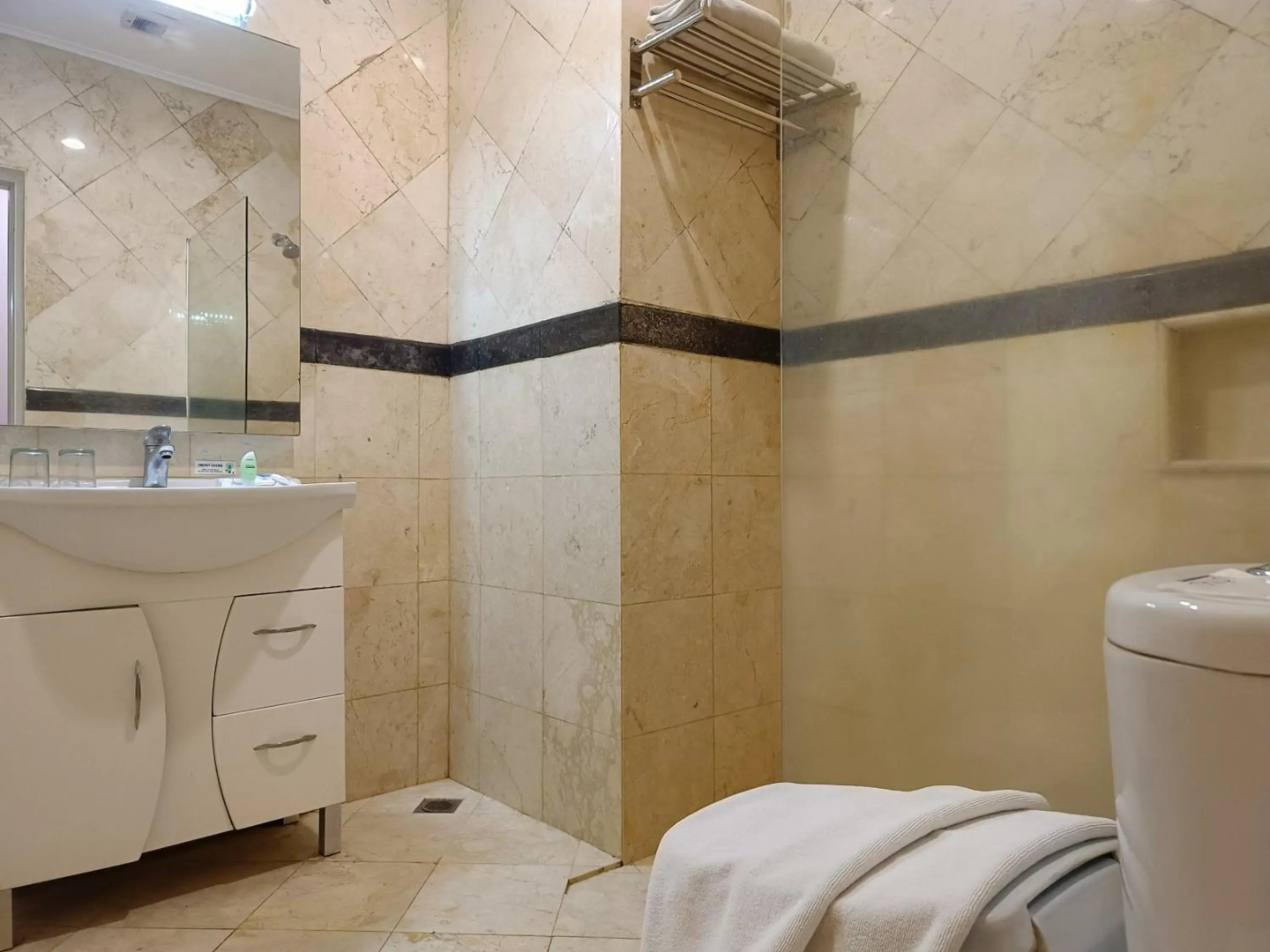 Royal Hotel and Villa Trawas