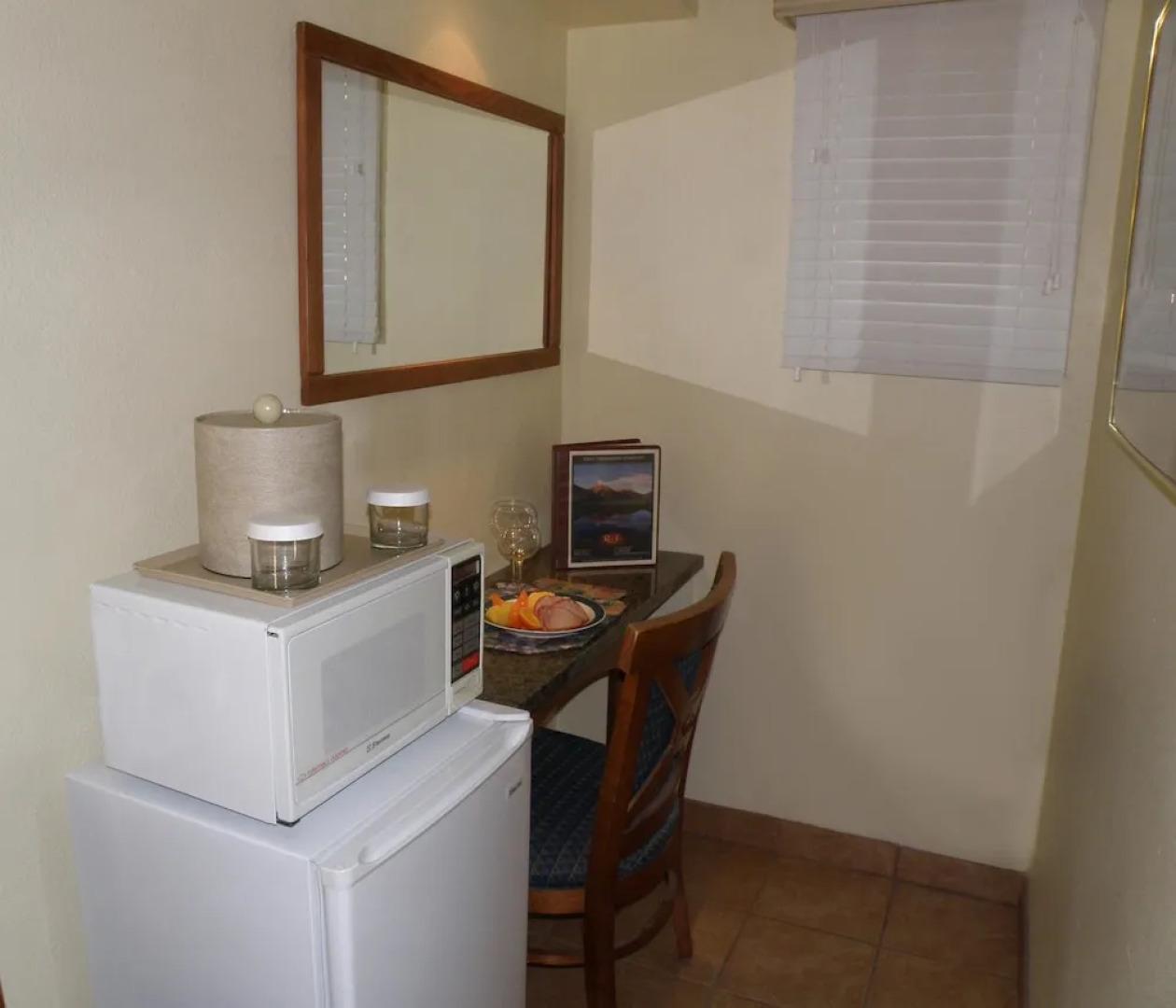 The River's Edge Motel Lodge & Resort