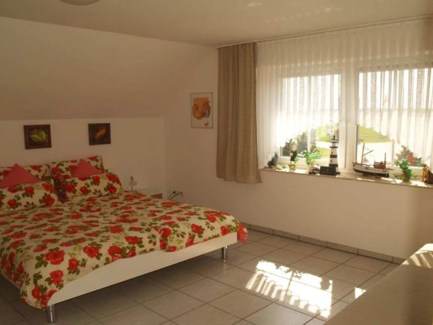 Holiday Home Frog Prince