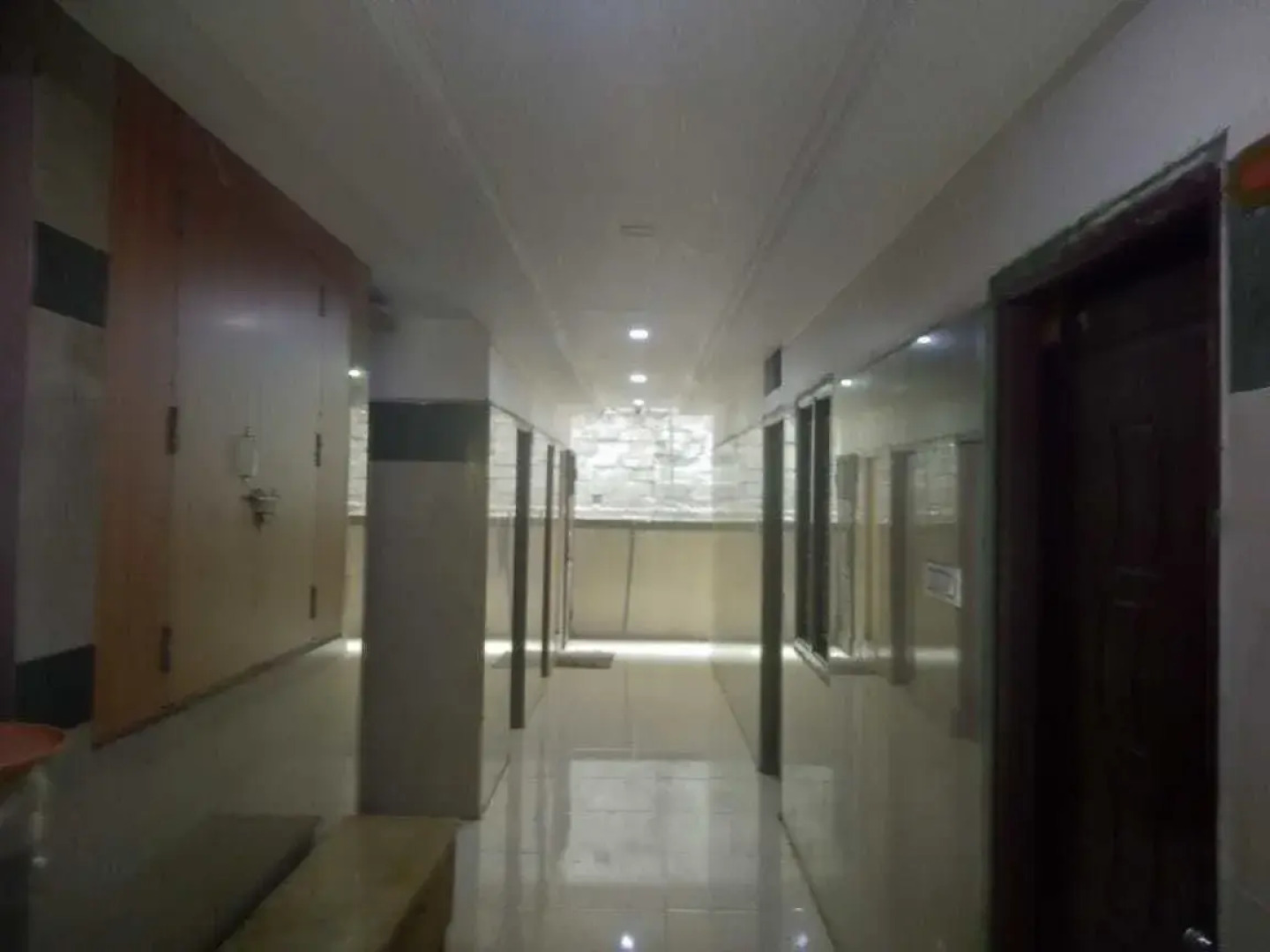 iROOMZ Pranathi Comforts