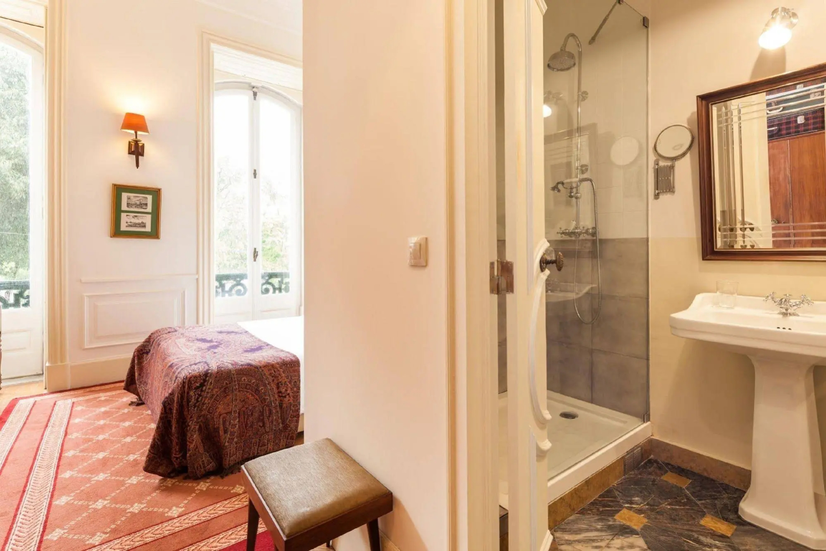 The Independente Suites & Terrace