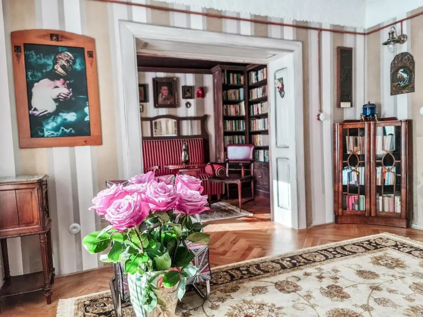 Divná Pani Luxury Gallery Rooms