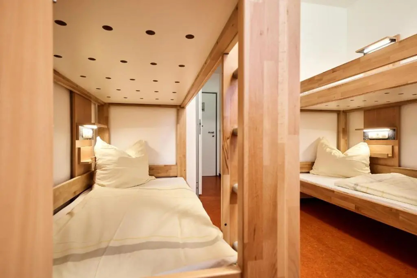 DJH Jugendherberge Biggesee - Hostel