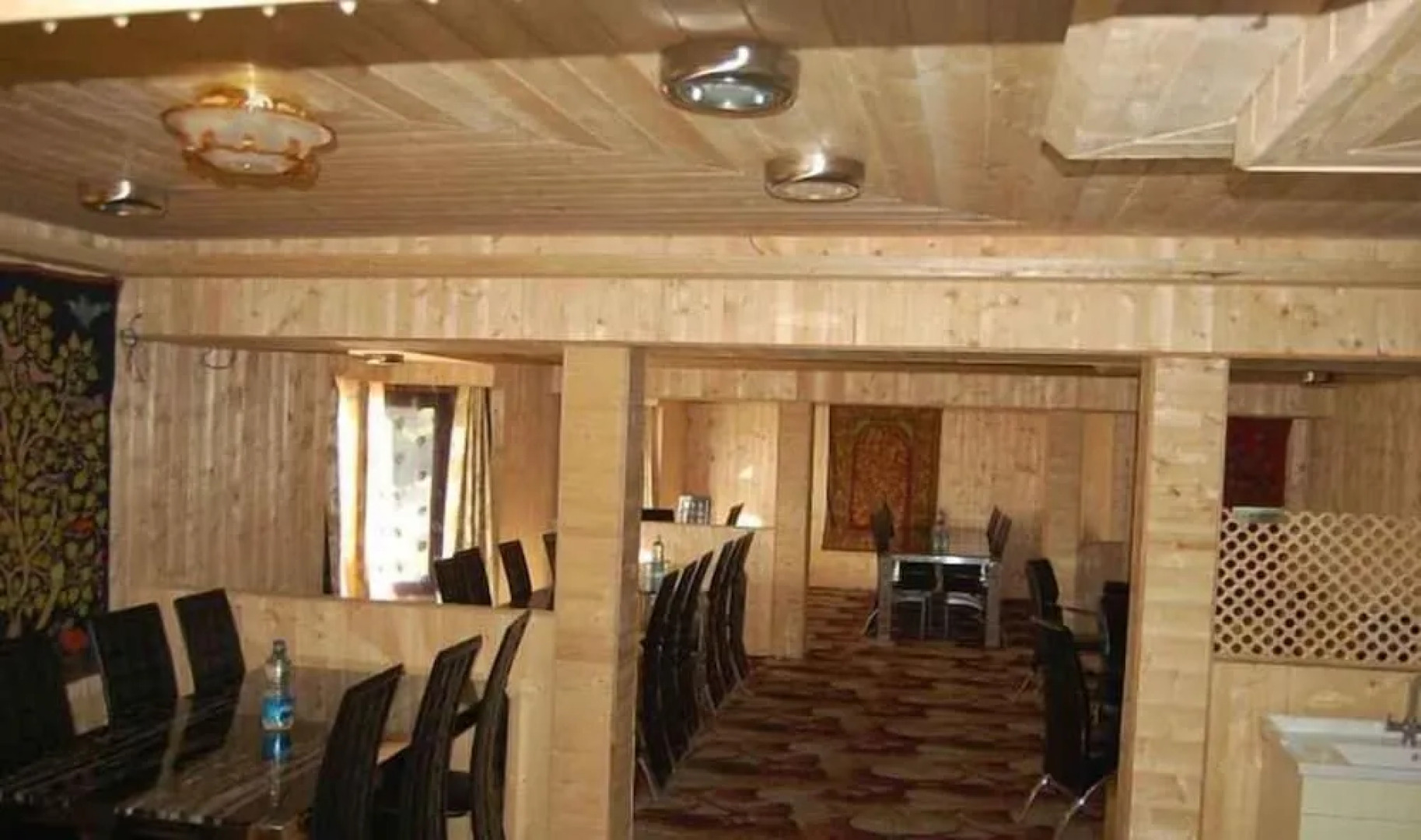 Hotel Zahgeer Continental