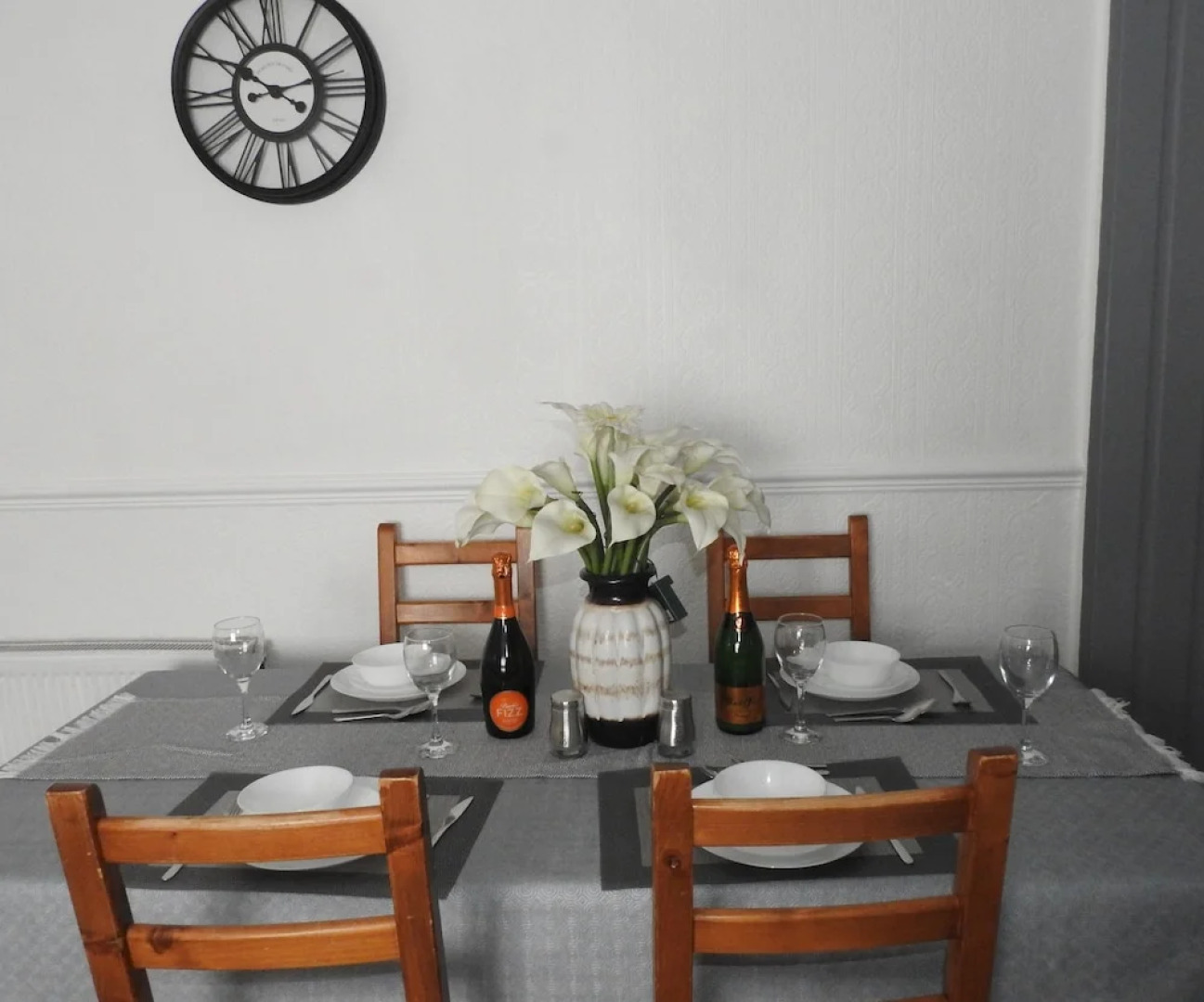 Cradley Manor - Spacious 6 Bedroom House