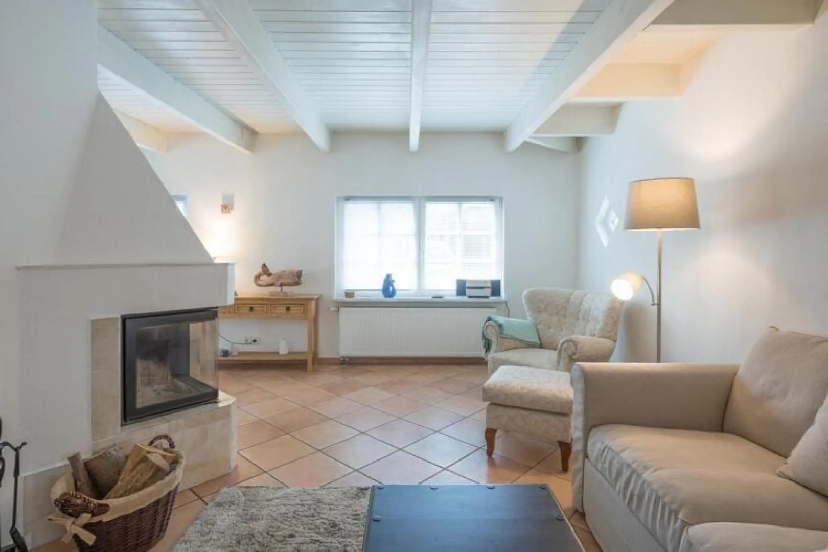 Charming thatched house in Lehe