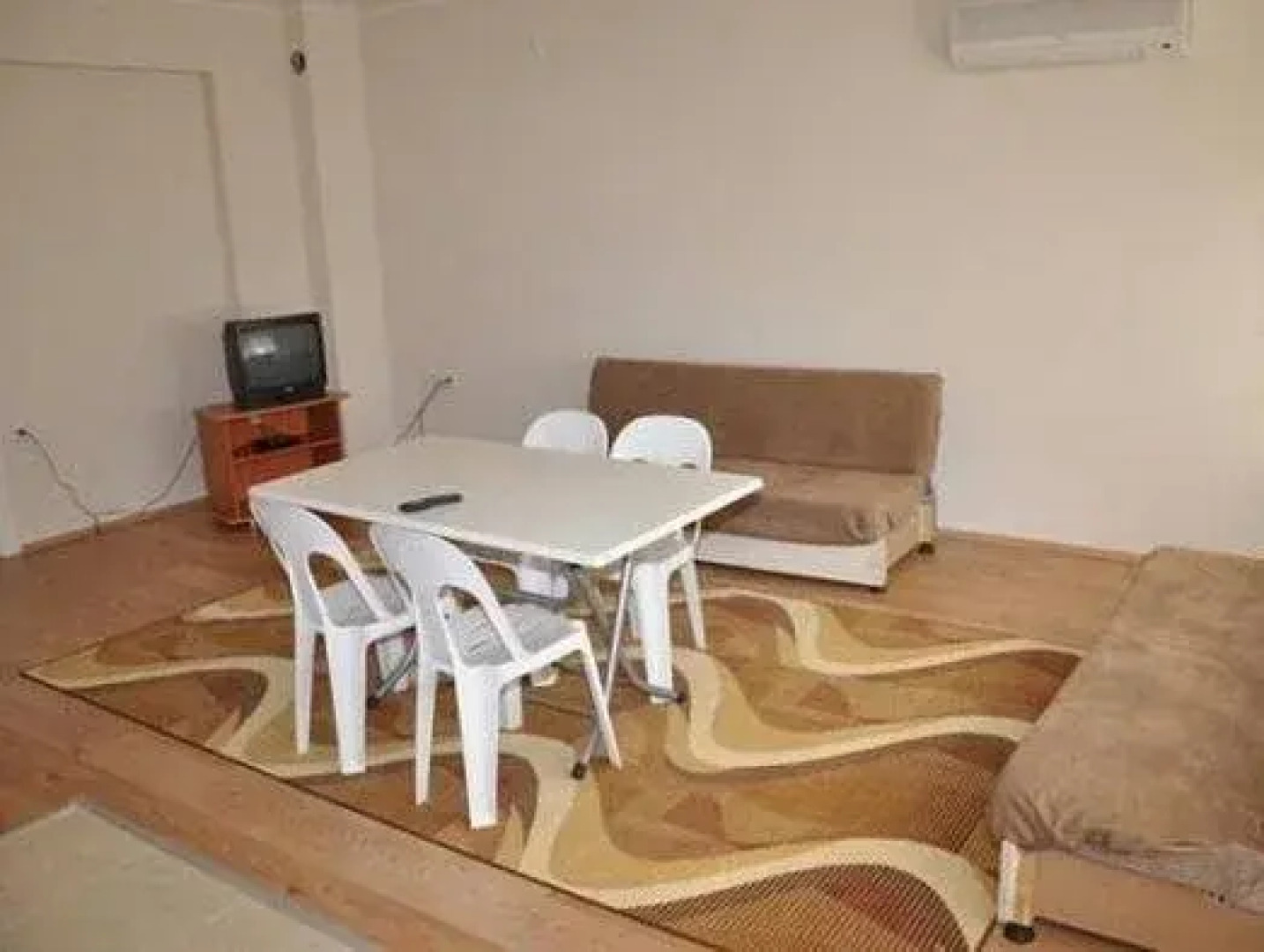 Oz Ulutas Apart Evleri