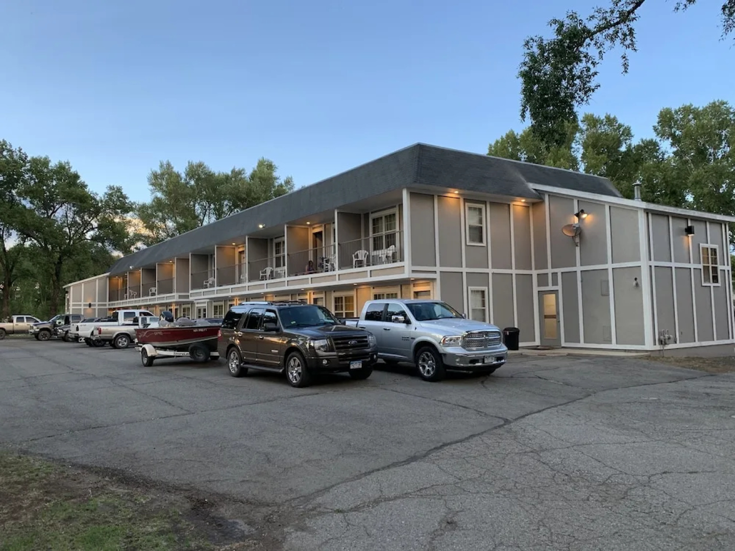 The Gunnison Inn at Dos Rios Golf Course
