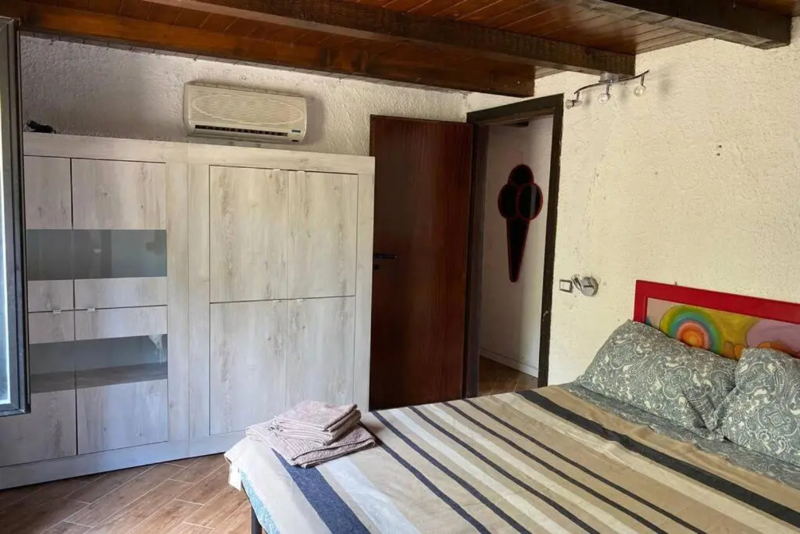 Villetta con piscina 10 posti letto Scario