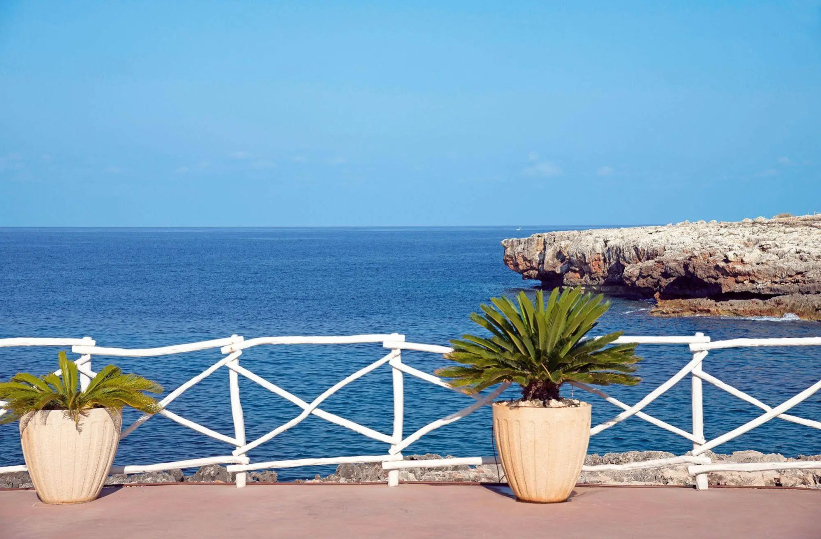 Apartamentos Cala Blanca