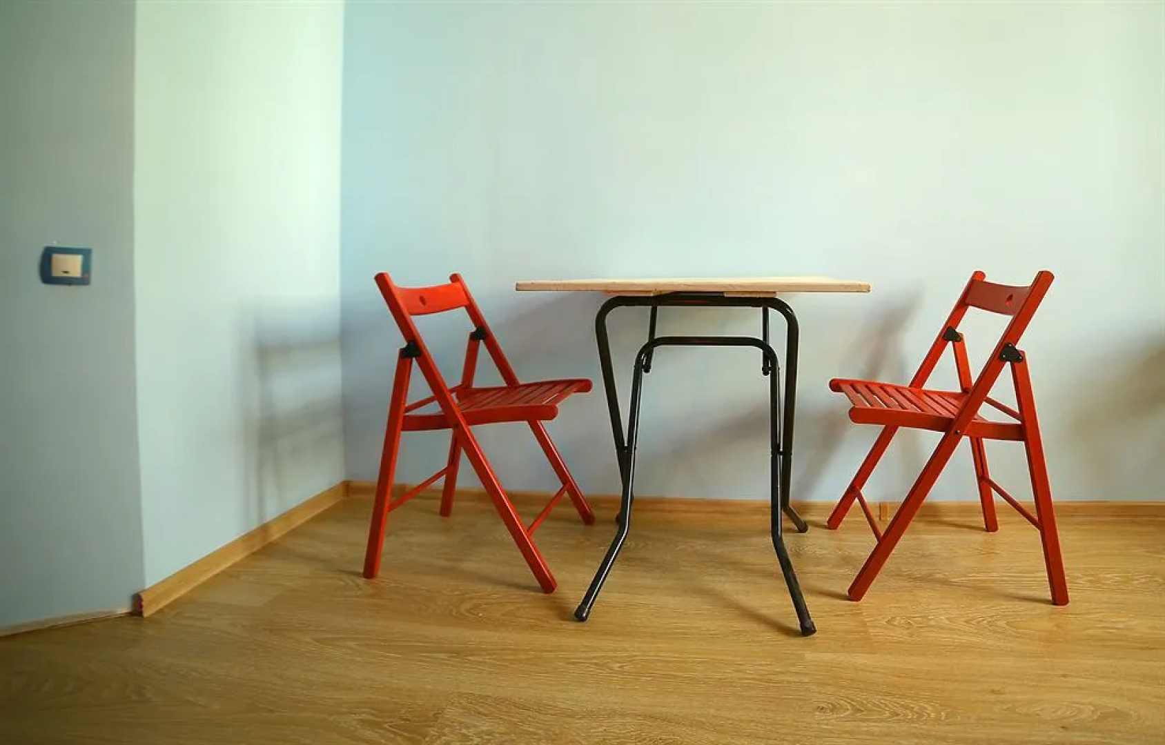 Koma Hostel
