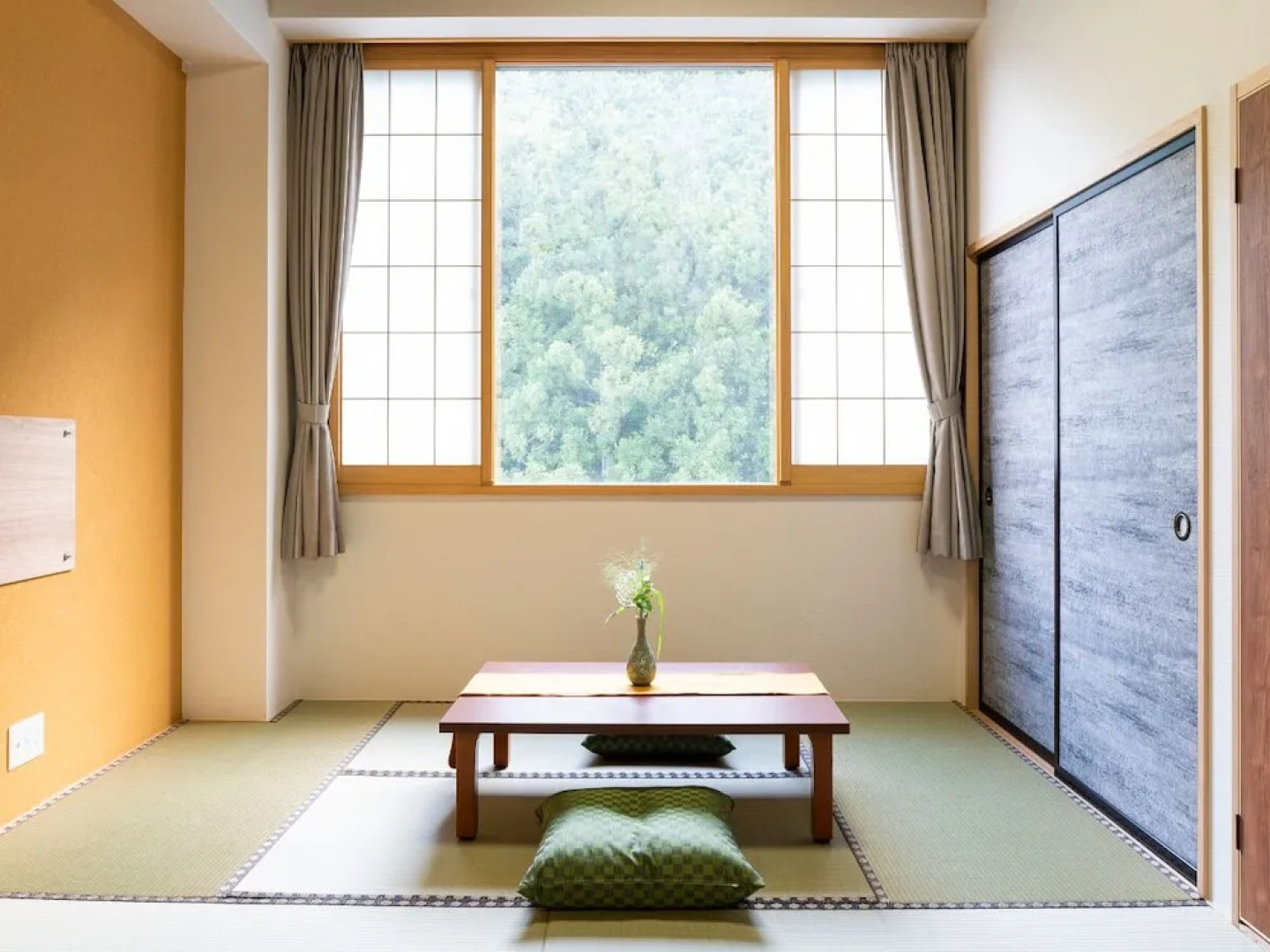 Yutorelo Bandai Atami