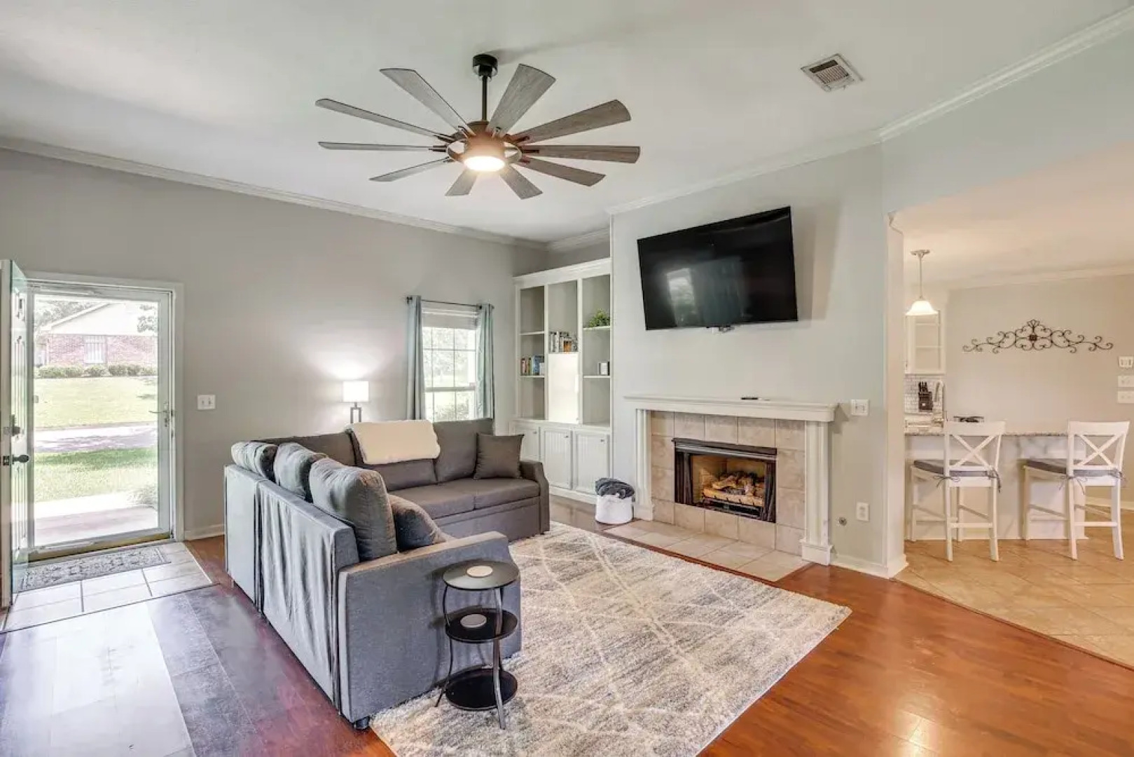 Updated Retreat w/ Outdoor Space in Flowood!