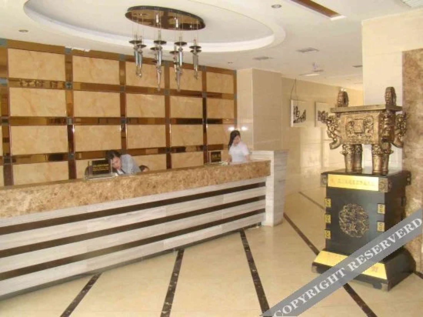 Sanchuan Theme Hotel