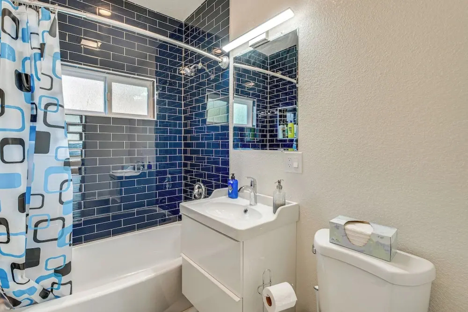 2 Mi to Dtwn: Home w/ Private Pool in Sacramento