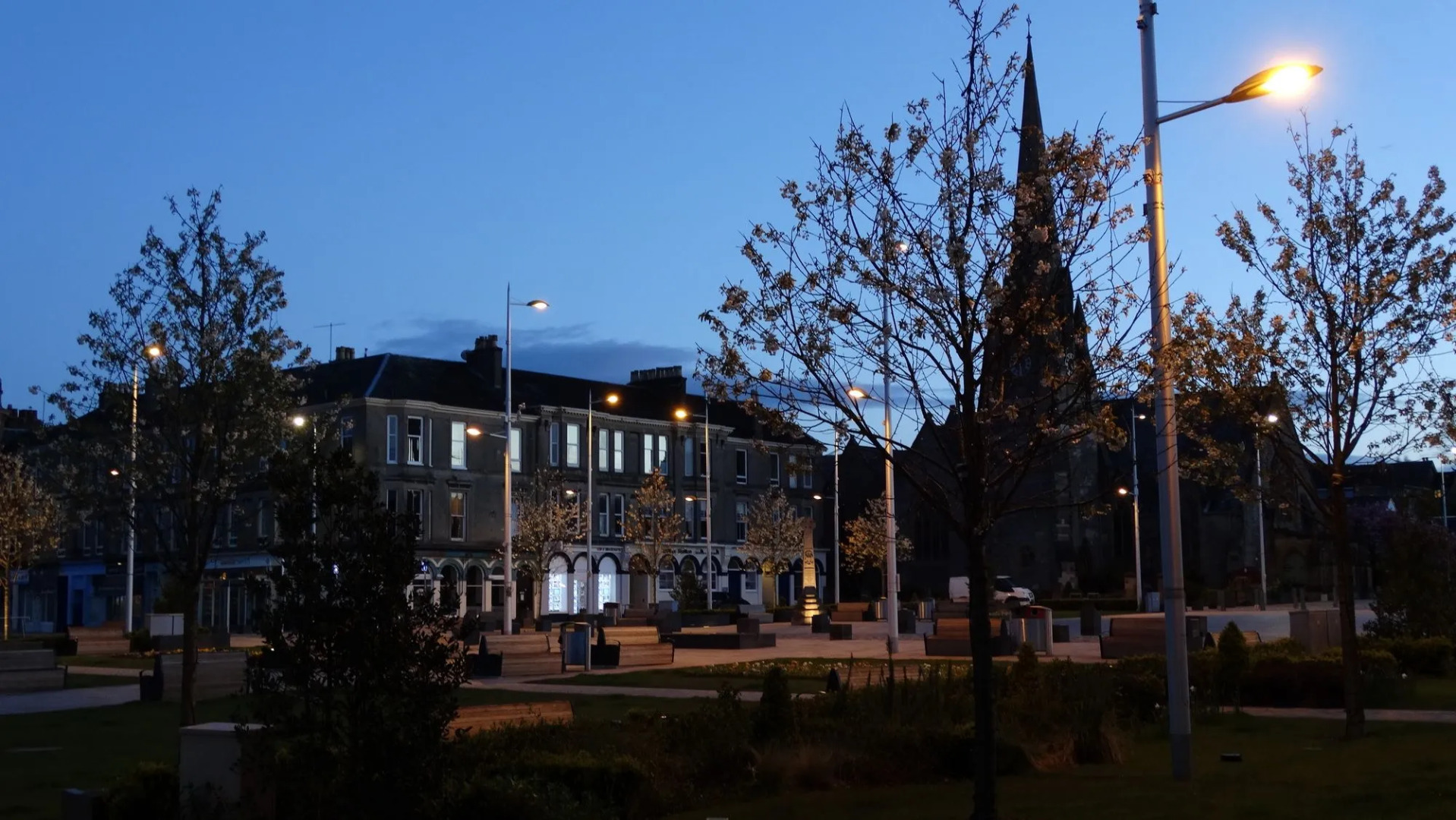 Portum -John St Apartment