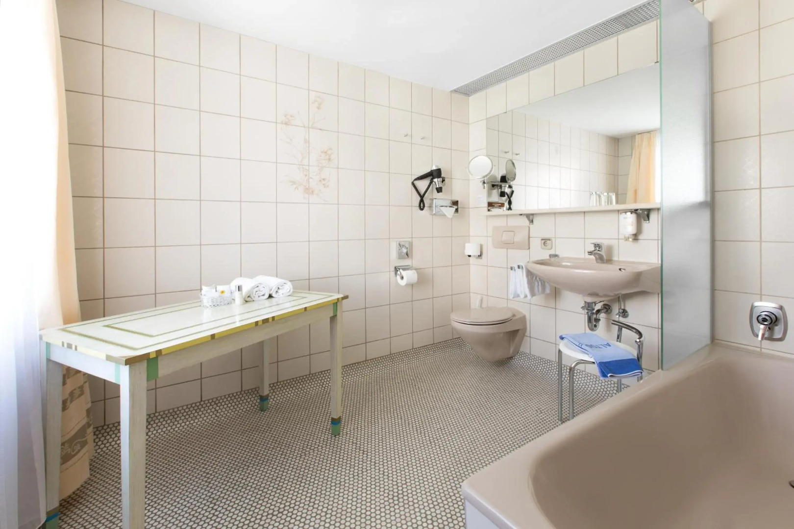 Akzent Hotel Restaurant Altdorfer Hof