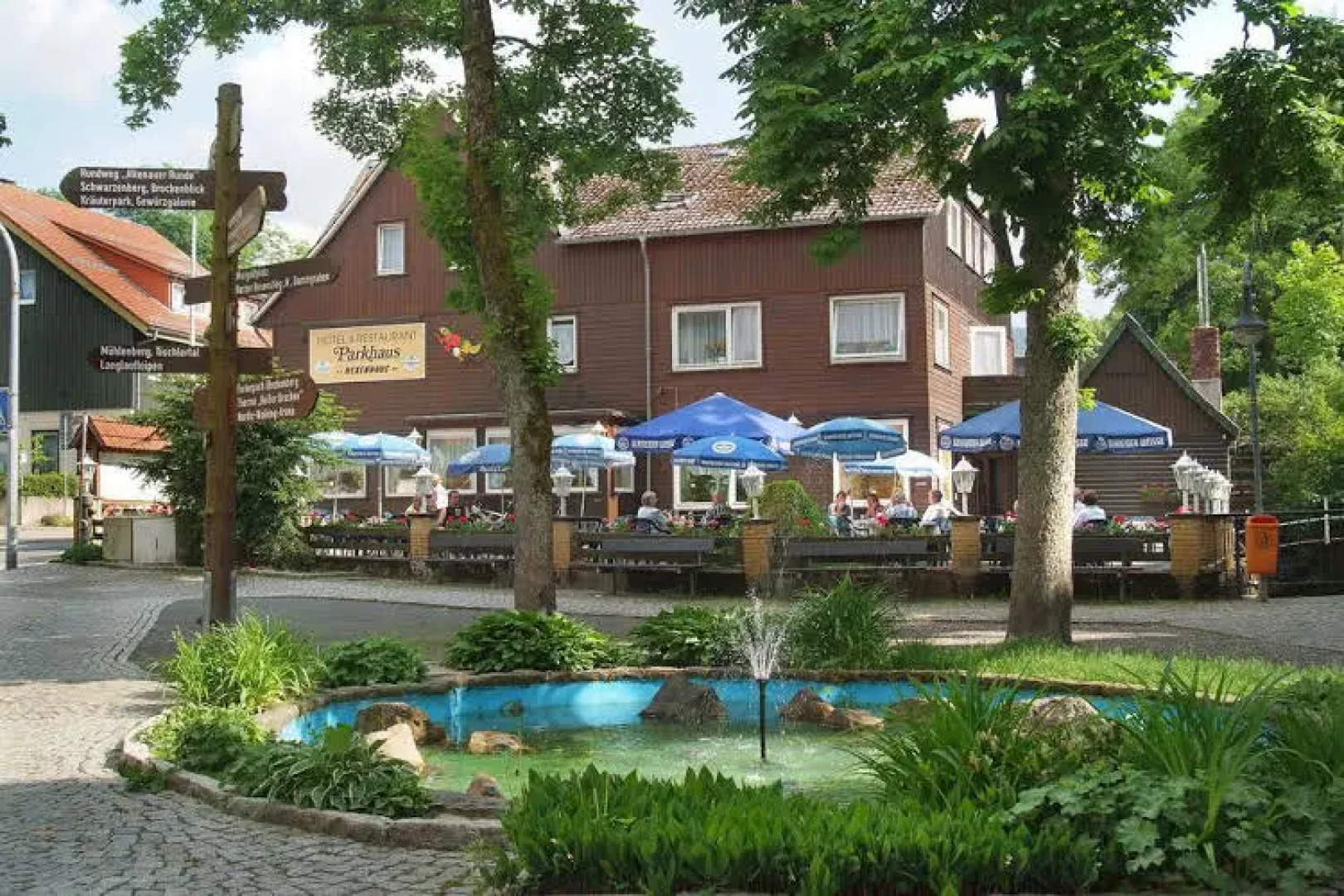 Hotel-Café-Restaurant Parkhaus