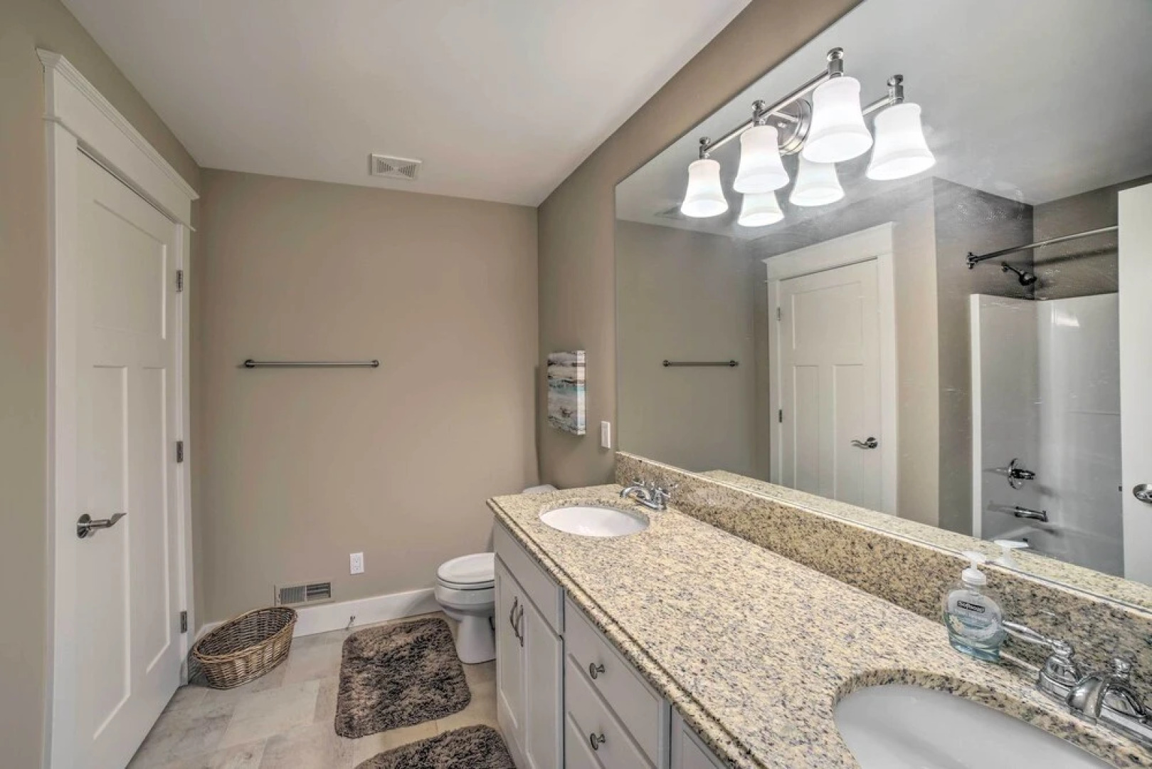 Benton Harbor Townhome w/ Golf Course View!