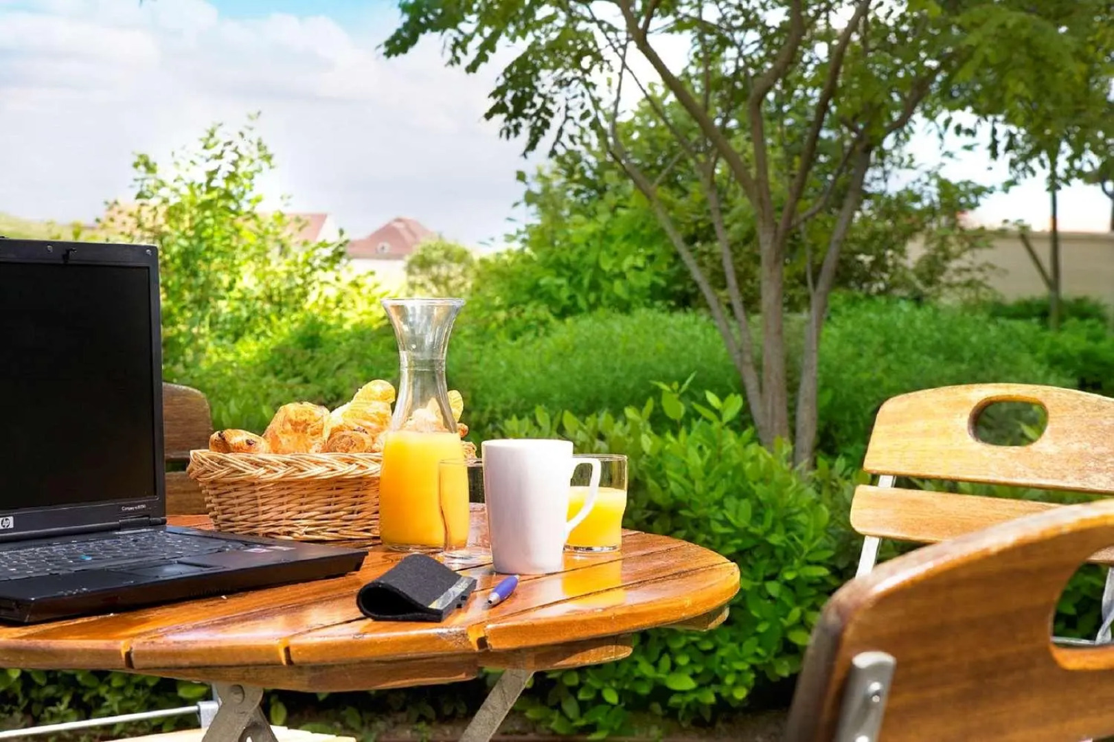 Campanile Val de France