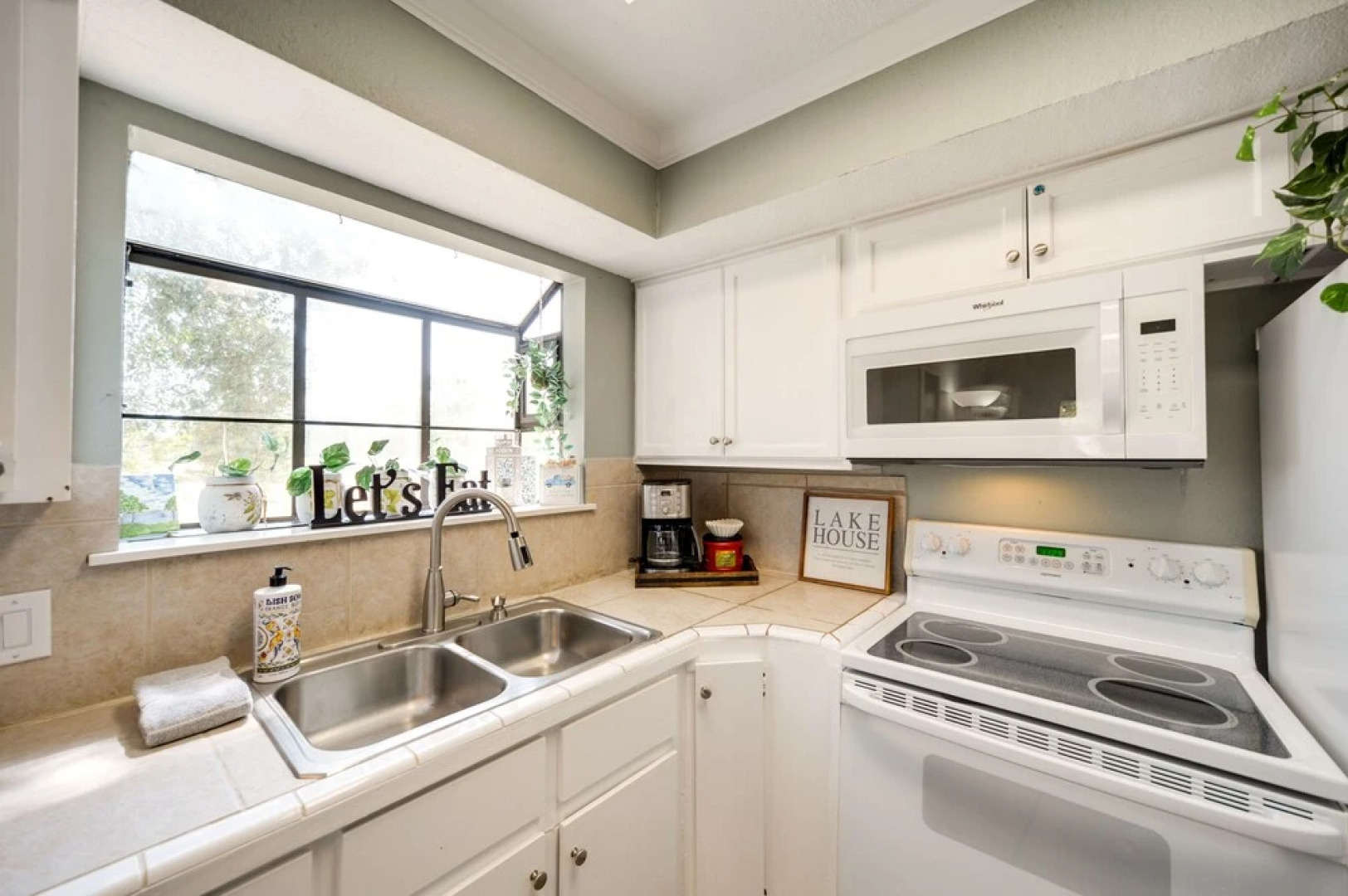 Centrally Located Horseshoe Bay Vacation Rental!