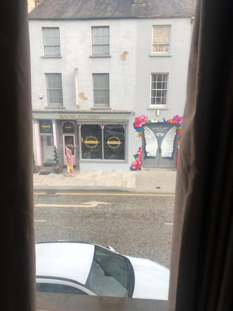 Central Lisburn Duplex Apartment