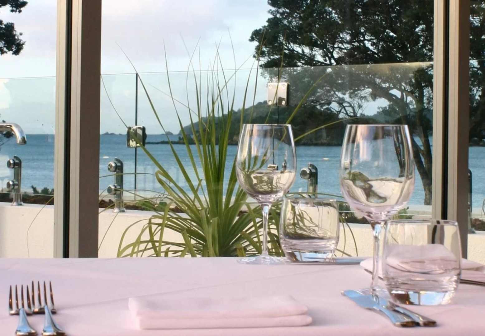 Paihia Beach Resort & Spa Hotel