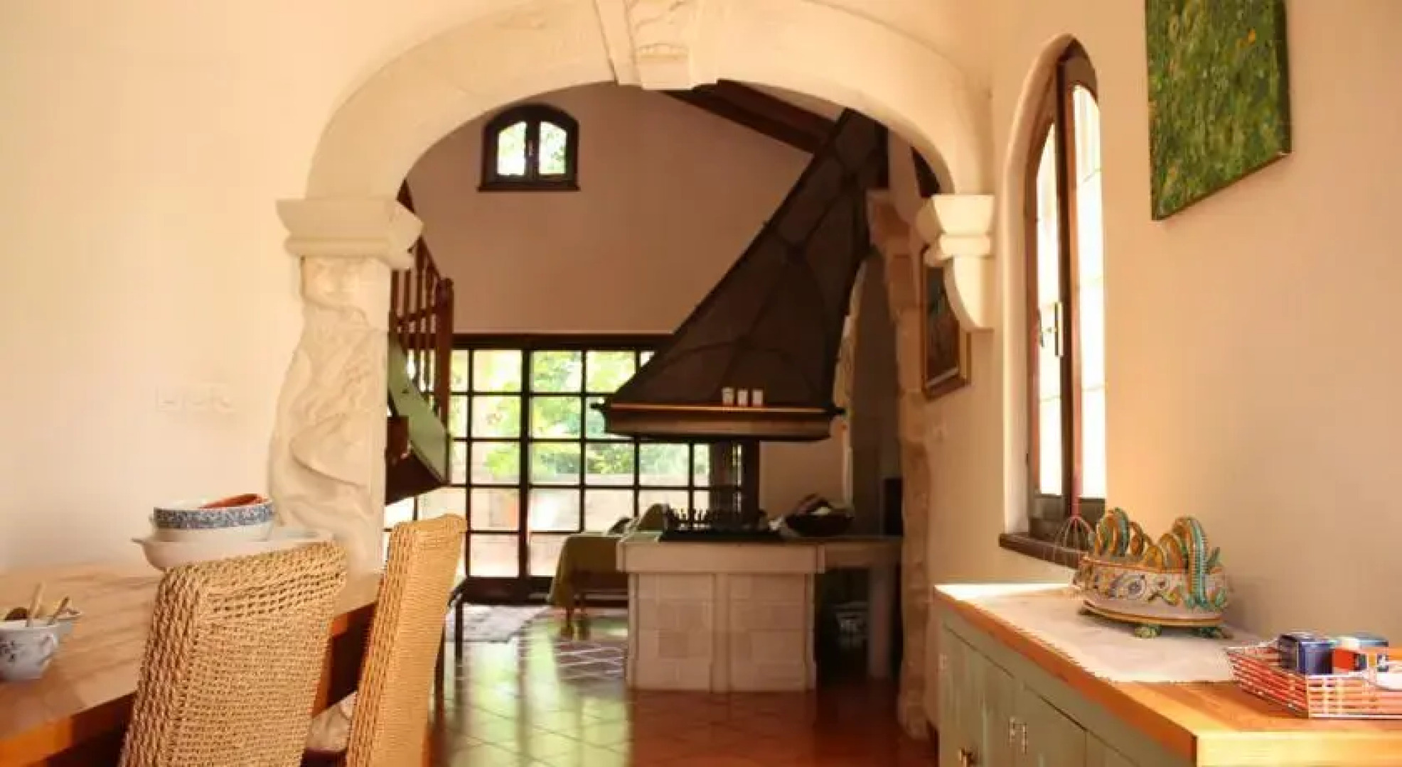 Holiday Home Natural Art House