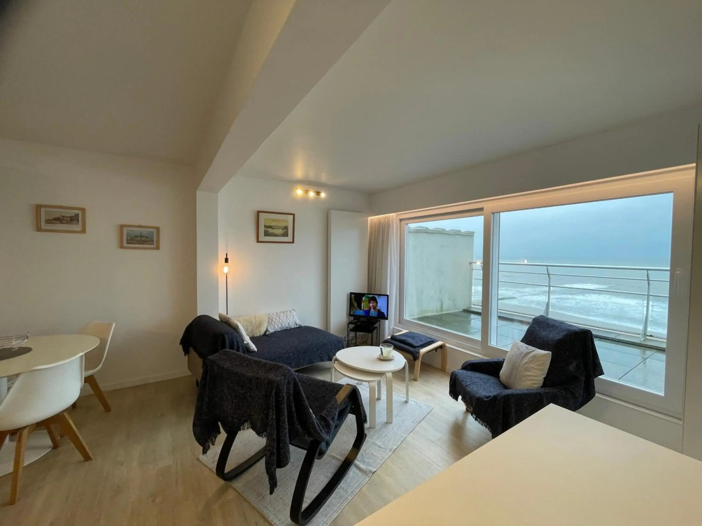 Penthouse on the Belgian Coast with Sea & landscape views