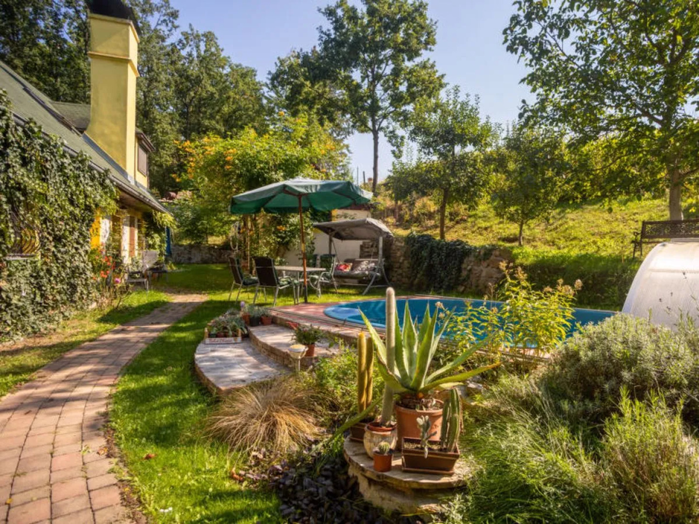 Karasova III (DEH103)