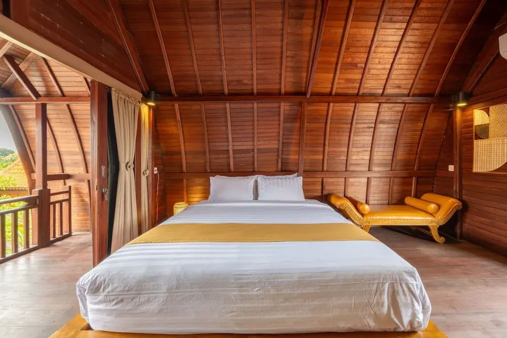 Cove Villa Banjar Segara