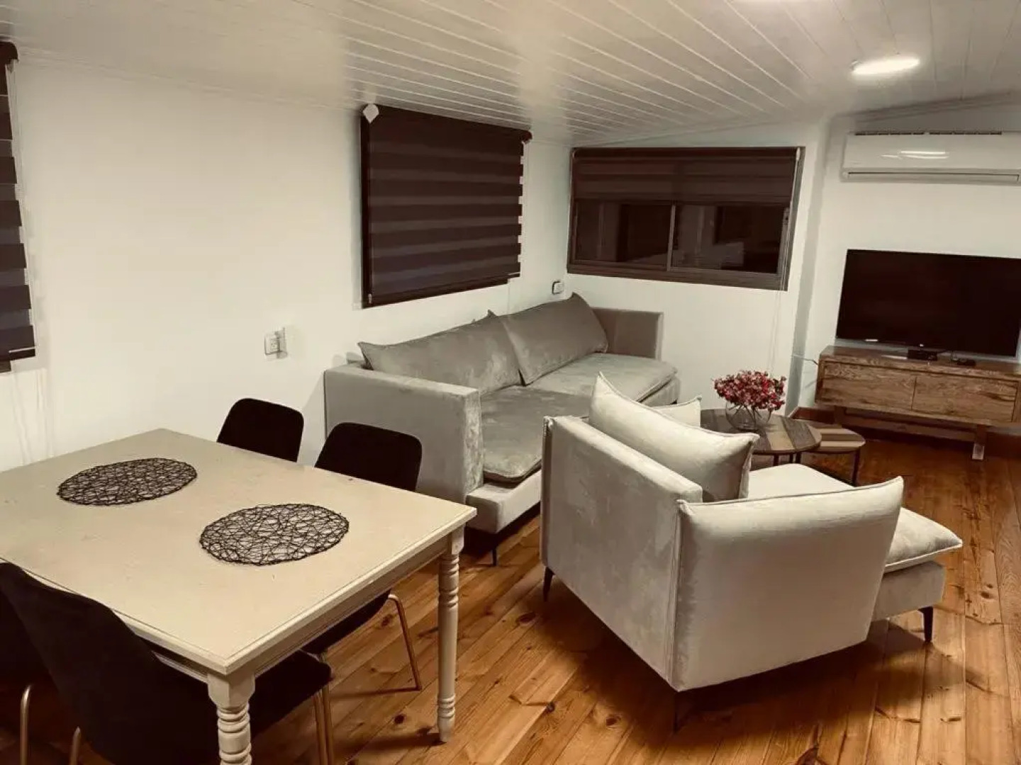 אירוח חם בלב