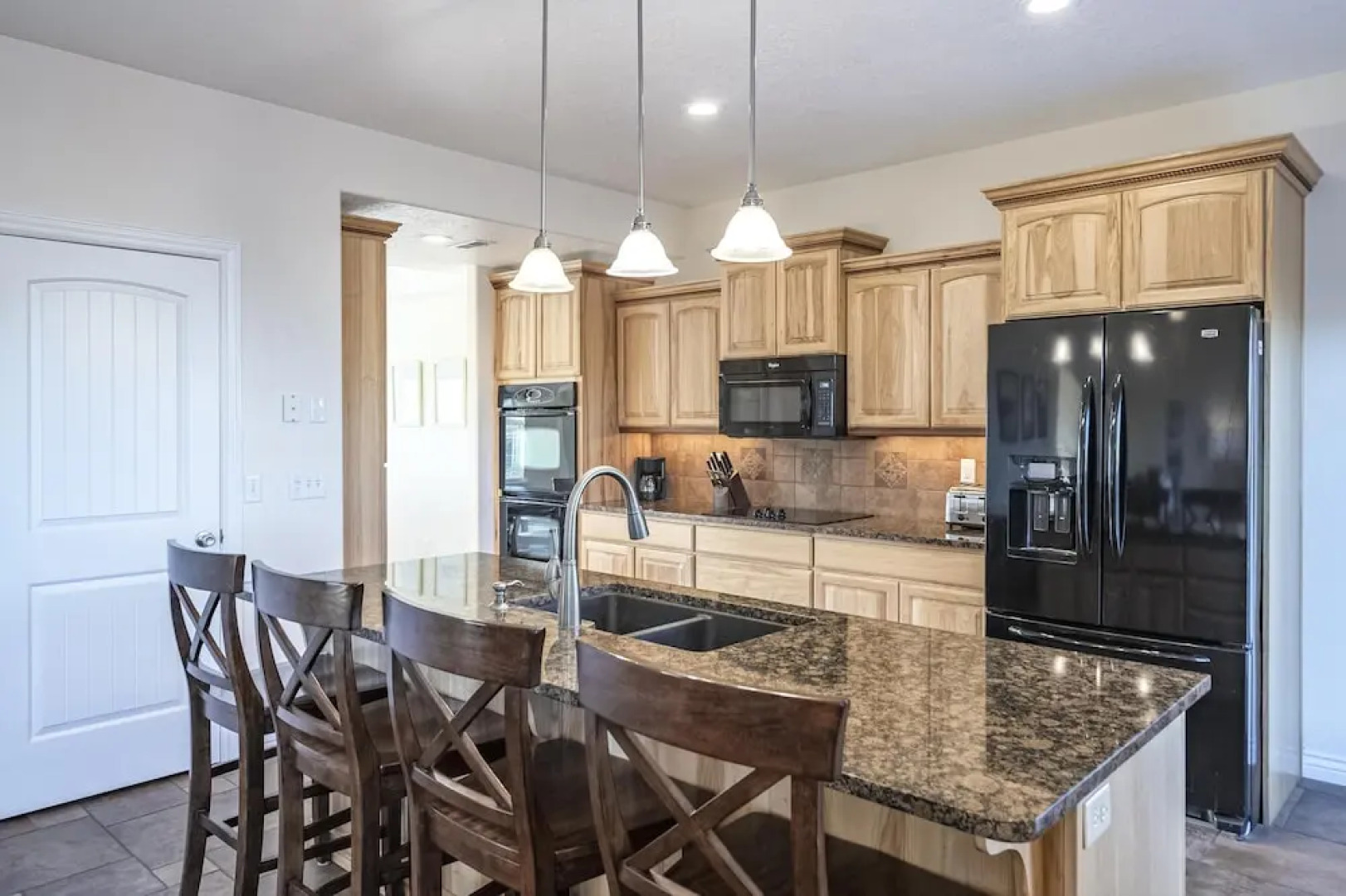 Family Fun Property Between Bear Lake Marina and Raspberry Square, Multiple Game Rooms, Sleeps 32, All New Furniture