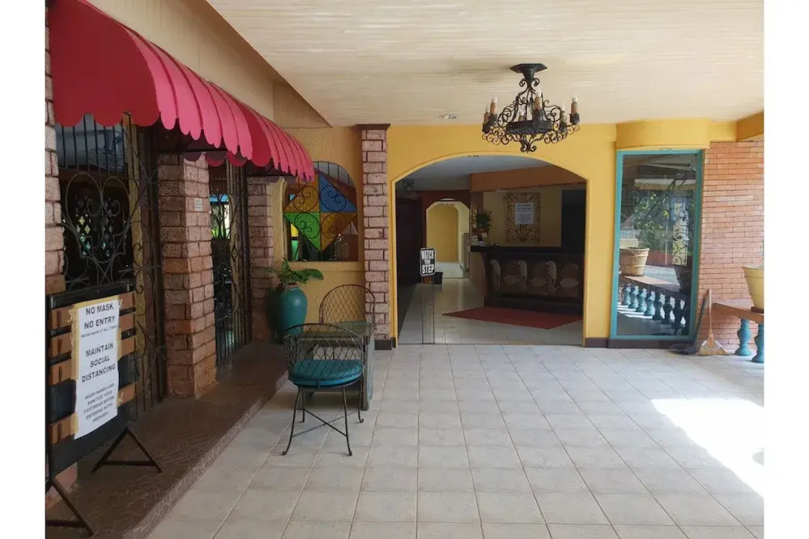 Saltimboca Tourist Inn