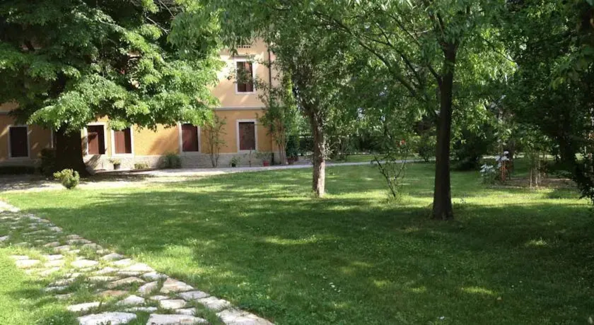 Villa Anita Guesthouse