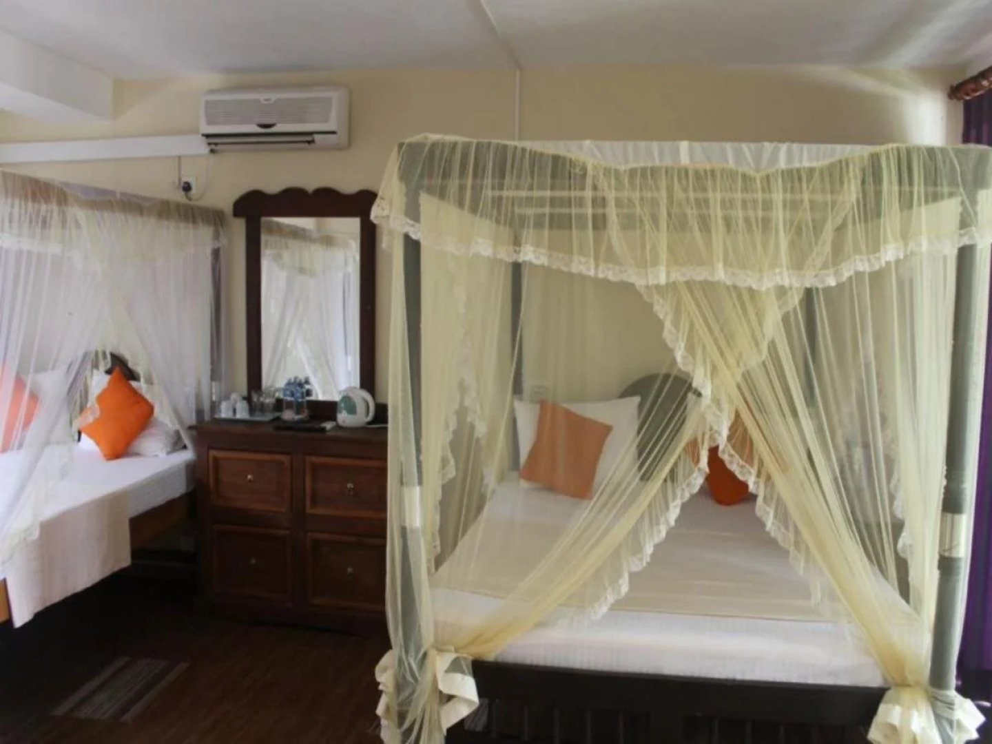 Paradise Beach Club Mirissa